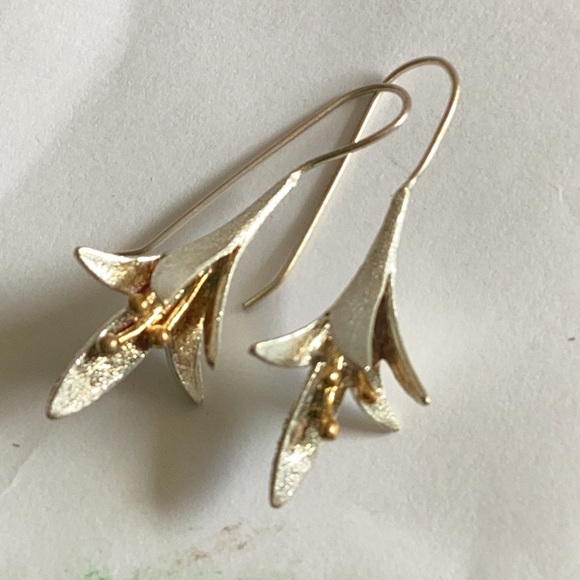 Long Lillies Sterling French Wire Floral Earrings Botanical Natural - Picture 1 of 6
